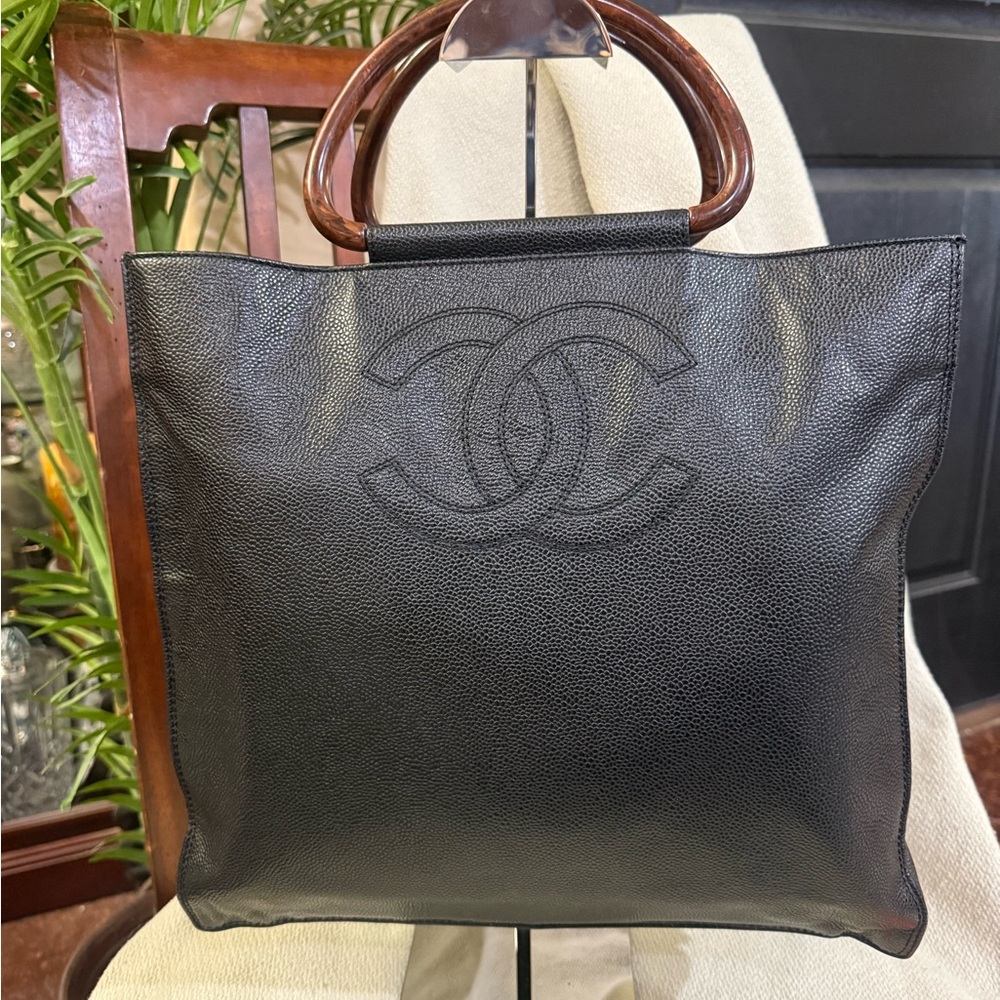 Chanel Series 5 Caviar Leather Tote with Wood Look Handles with COA. Excellent!